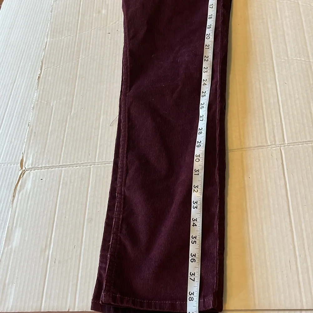 NWT-Levi’s-29-30-burgundy-511 slim-stretch, slim throughout, corduroy pants.